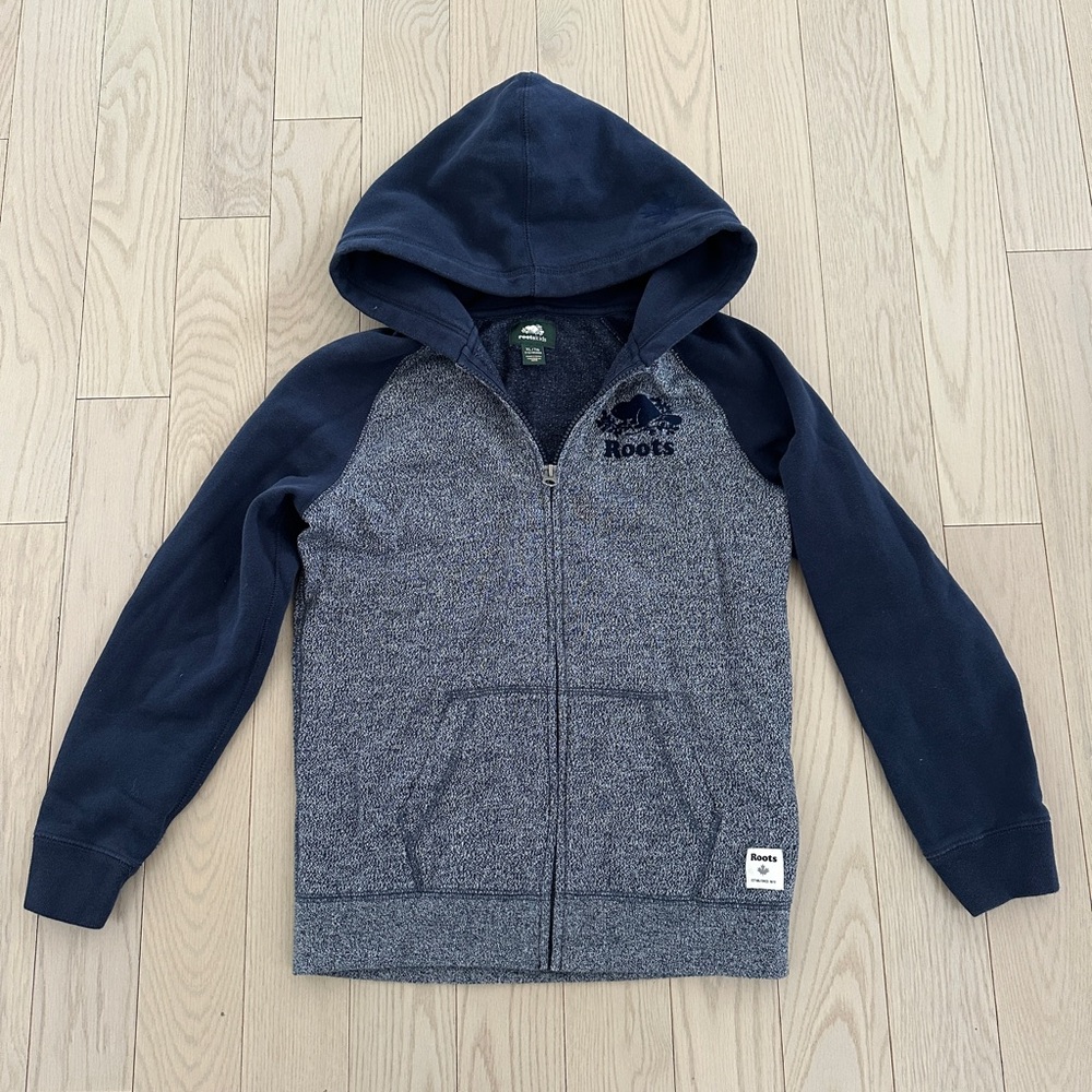 EUC💥Roots Kids XL Hoodie in Navy and Gray
